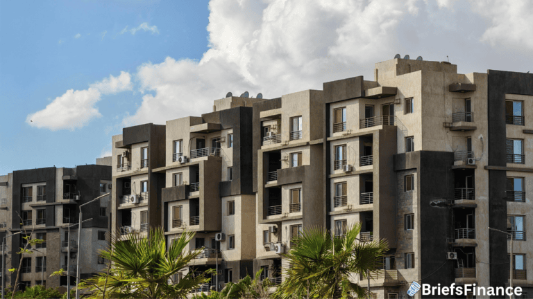 Apartment Demand Just Went Negative. Young Adults Aren't Moving Out.