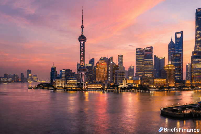 Shanghai Sets Terms for Renewing Commercial Land Leases